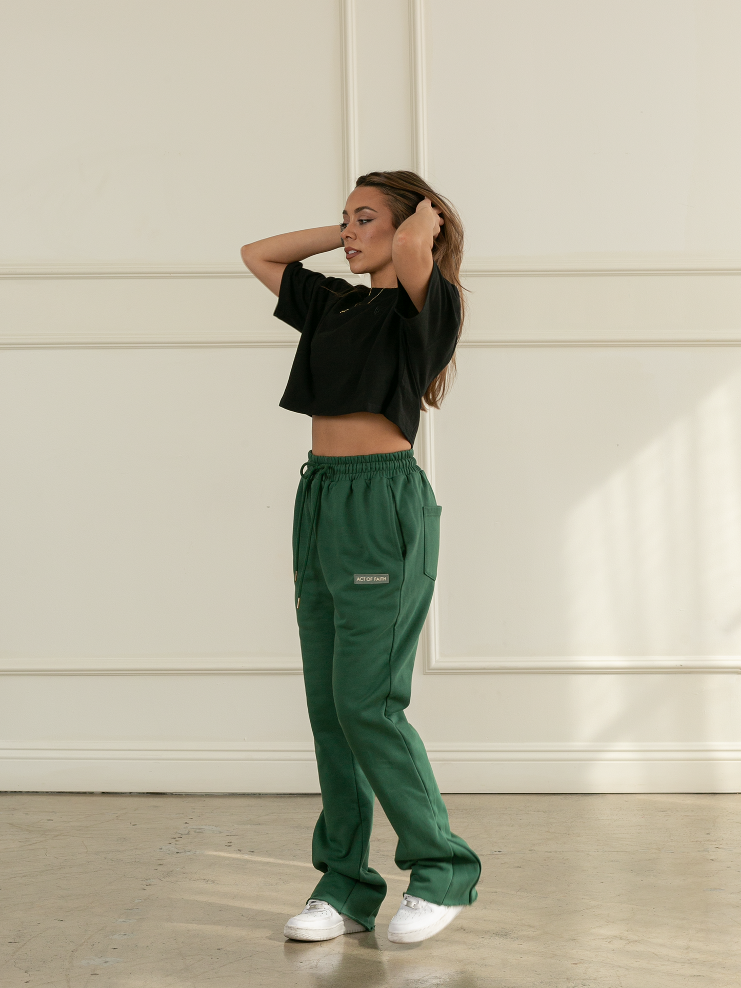 Flare Sweatpants- Pine